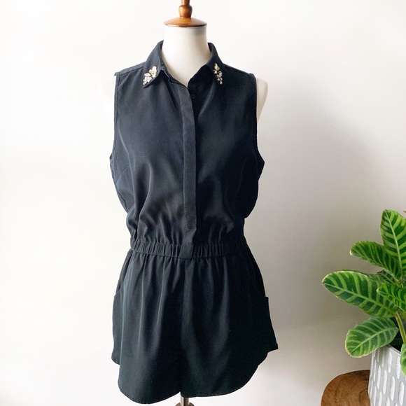 F21 | Sleeveless Jewel Collar Romper - Picture 2 of 7